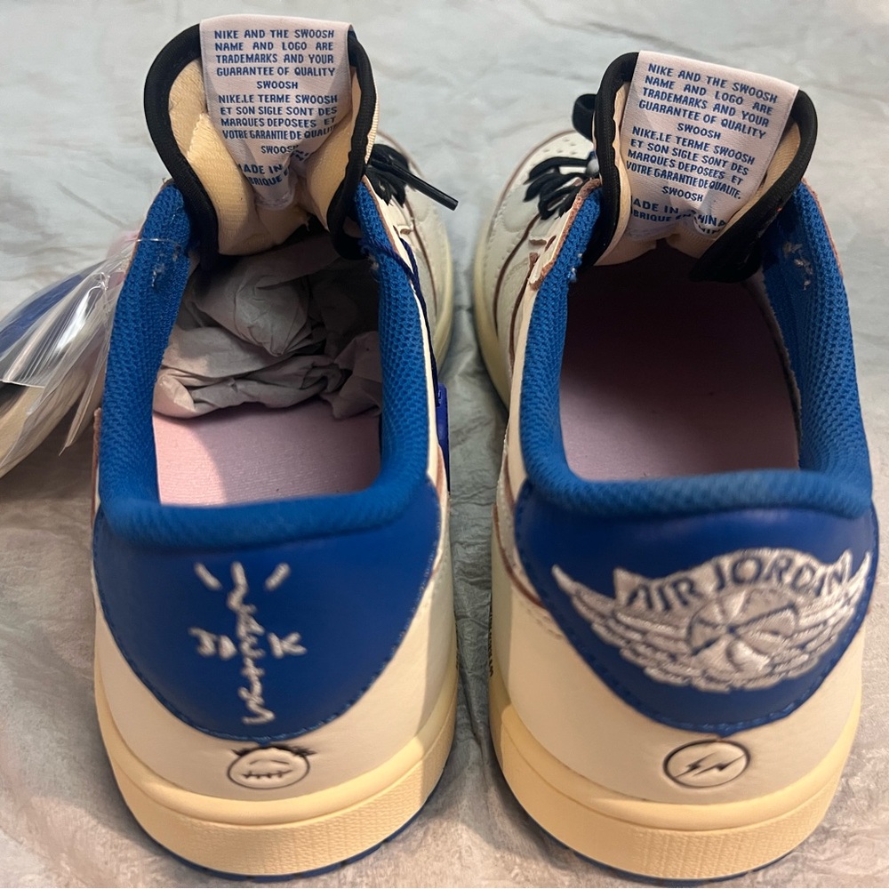 Jordan 1 Retro Low OG SP Fragment x Travis Scott (Sail/blue) - Picture 12 of 15